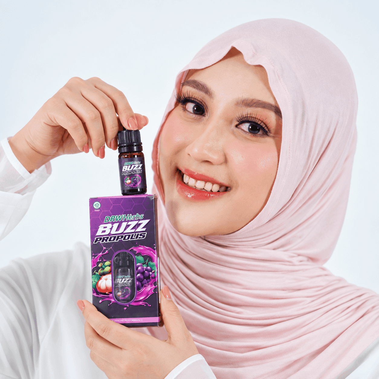 Nabila dengan Buzz Propolis